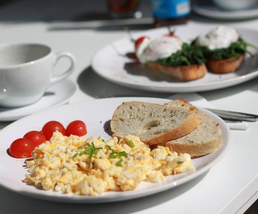 breakfast, café, eating-1051201.jpg